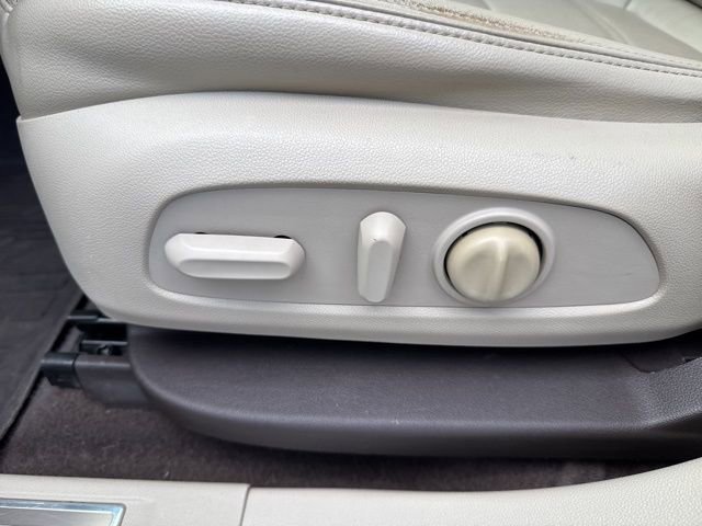 Used 2017 GMC Acadia Denali w/ Technology Package image 11