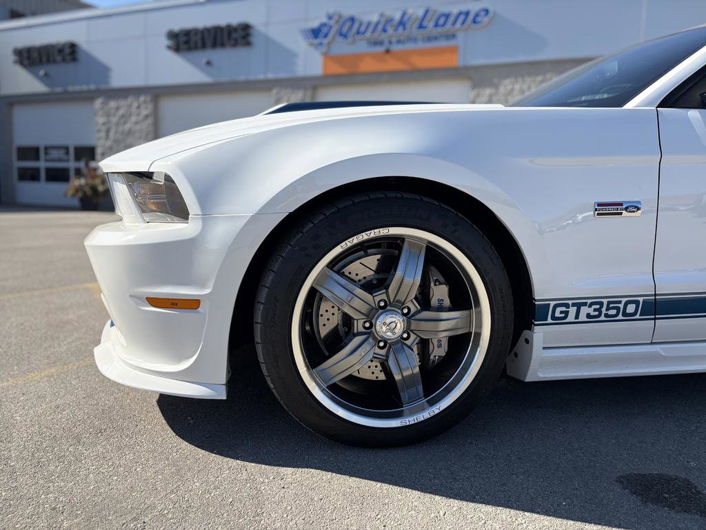 Used 2011 Ford Mustang GT Premium image 14