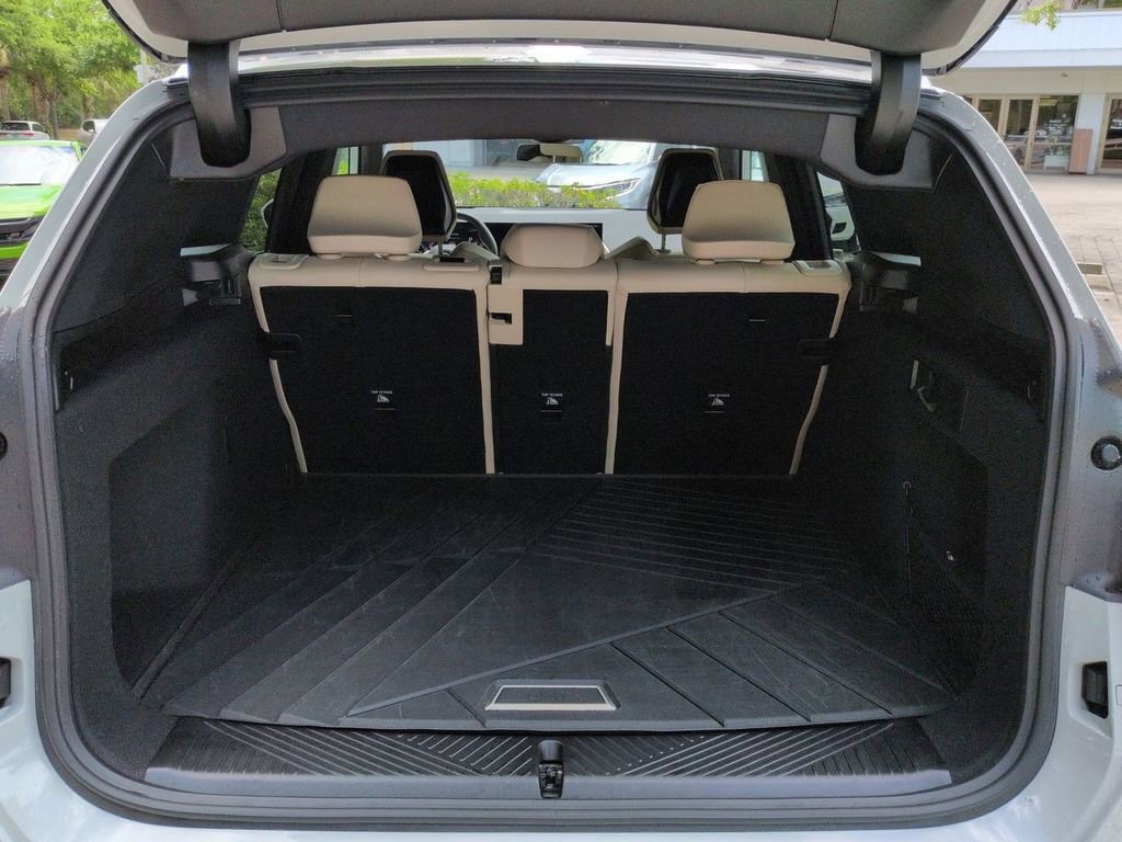 New 2025 BMW X3 xDrive30i w/ Convenience Package image 13