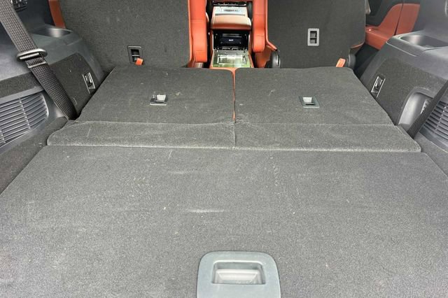 Used 2025 Lincoln Aviator Reserve w/ Equipment Group 201A image 14