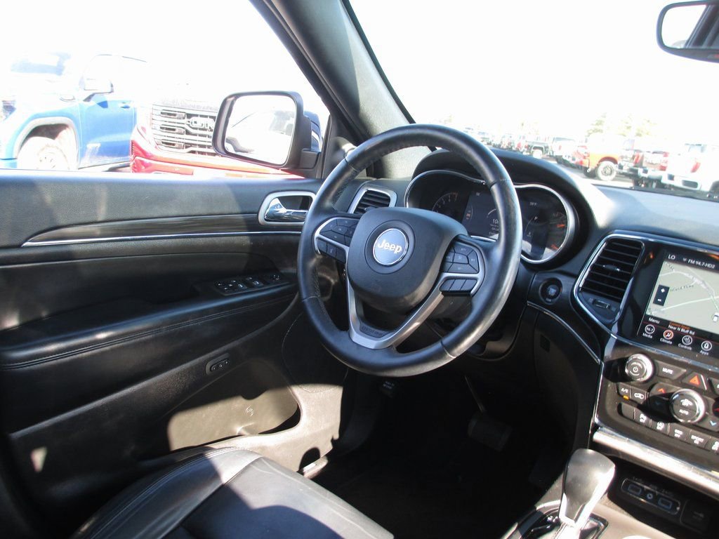 Used 2022 Jeep Grand Cherokee Limited w/ Trailer Tow Group IV image 23