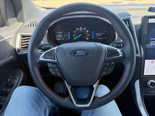 Used 2024 Ford Edge ST-Line AWD/4WD image 11