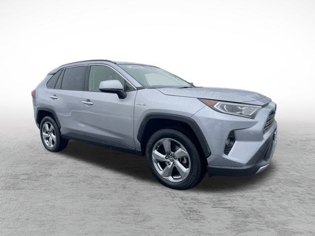 Used 2019 Toyota RAV4 Limited image 3