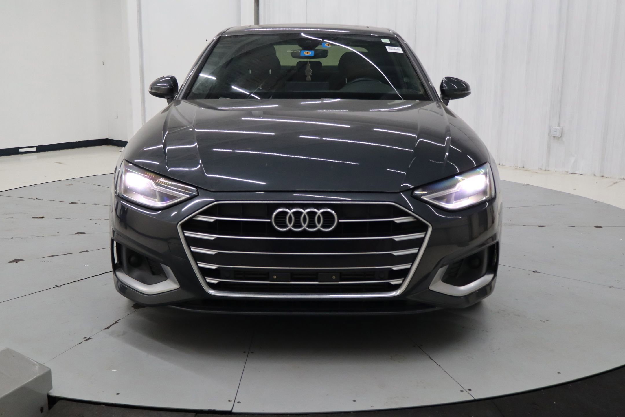 Used 2020 Audi A4 2.0T Premium w/ Convenience Package image 11