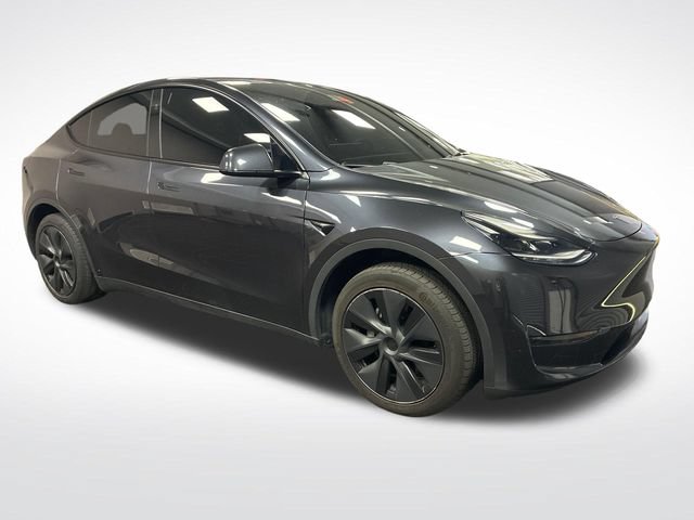 Used 2024 Tesla Model Y Long Range RWD image 8