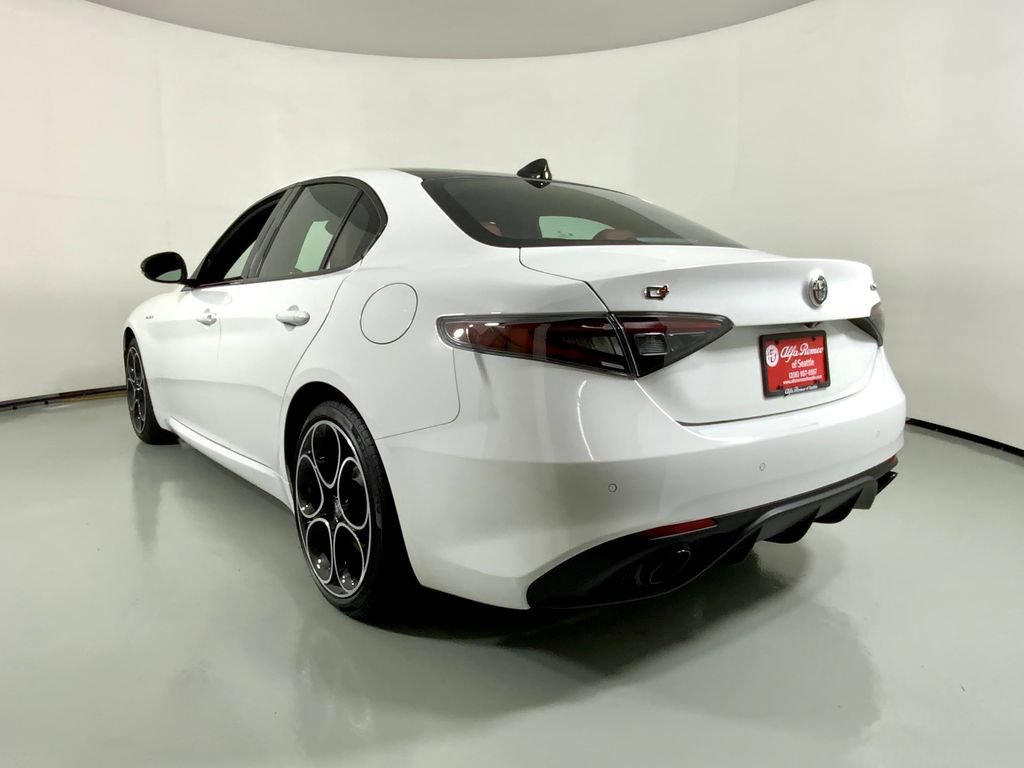 New 2026 Alfa Romeo Giulia AWD image 12