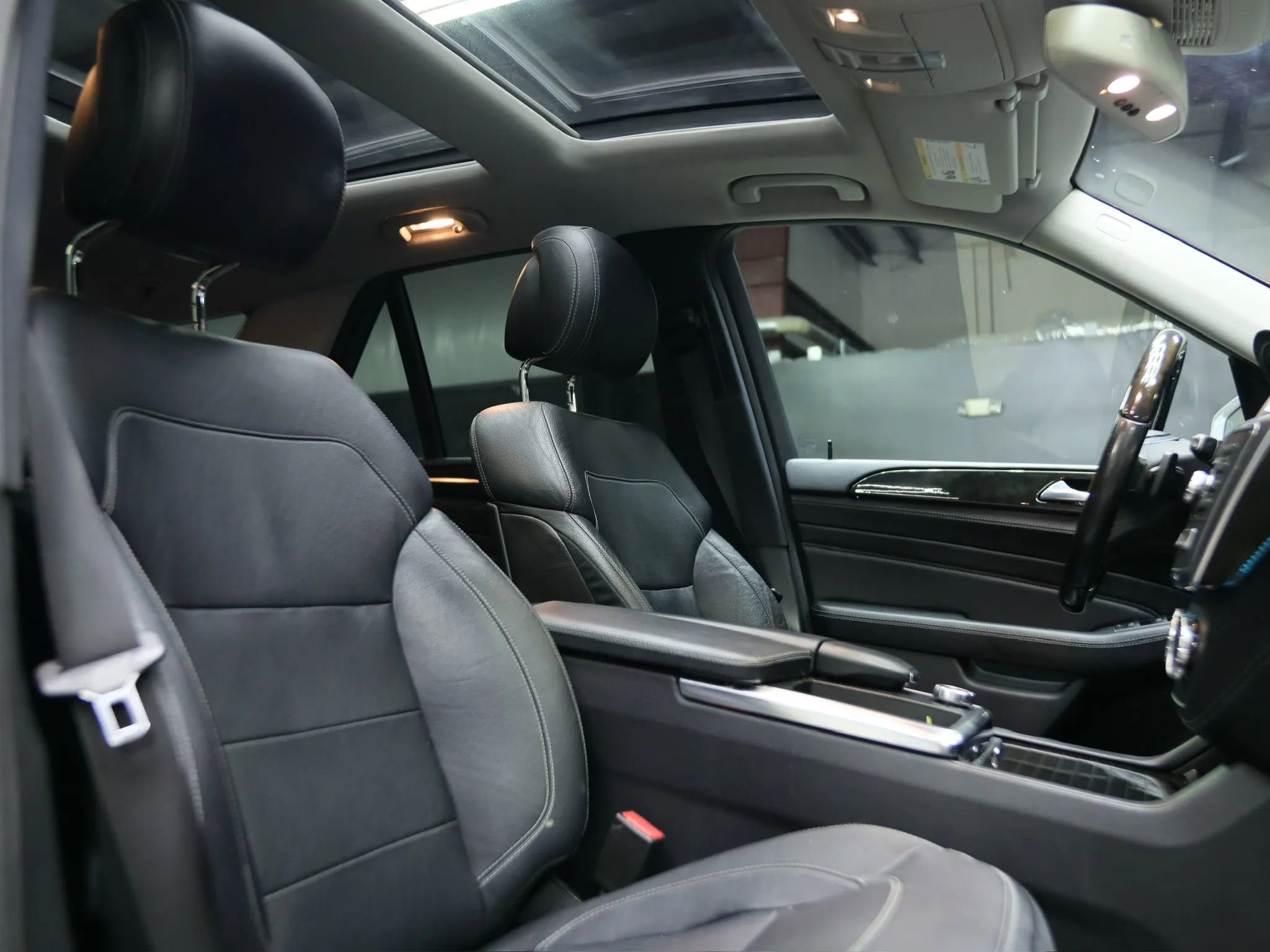 Used 2015 Mercedes-Benz ML 400 4MATIC image 24