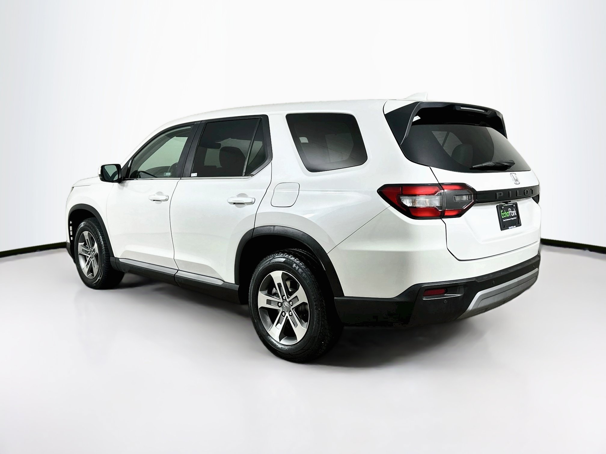 Used 2023 Honda Pilot EX-L image 5