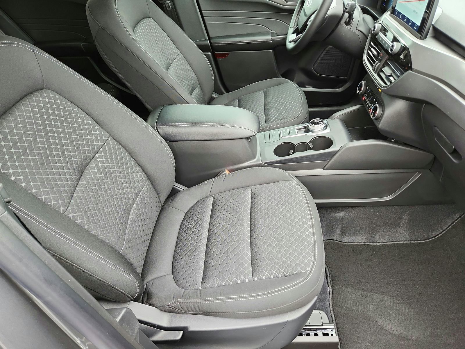 New 2026 Ford Escape Active w/ Cold Weather Package image 25