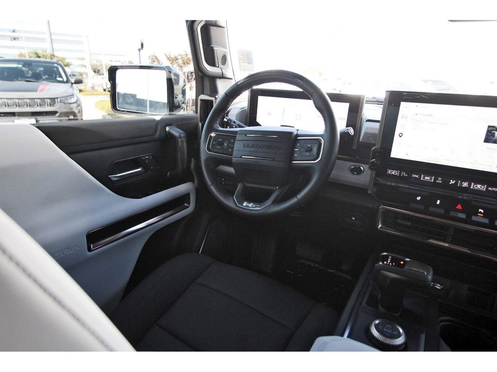 Used 2025 GMC Hummer EV 2X image 6