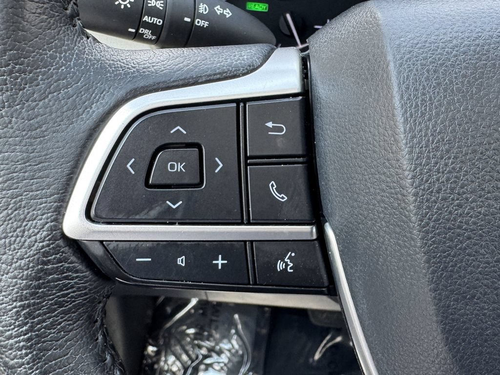 Used 2021 Toyota Sienna XLE w/ XLE Plus Package AWD/4WD image 28