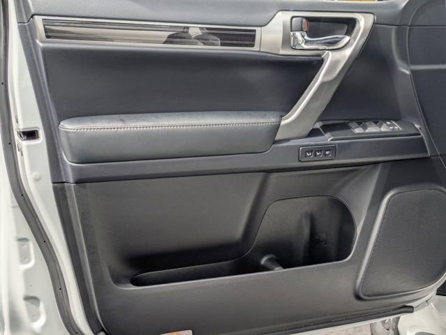 Used 2023 Lexus GX 460 Premium w/ Premium Plus Package image 14
