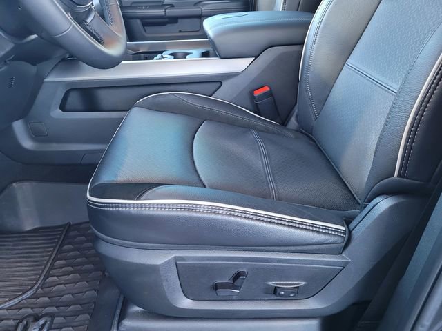 Used 2025 RAM 3500 Laramie image 16