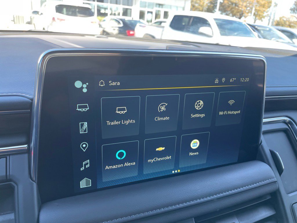 Used 2024 Chevrolet Suburban Z71 w/ Luxury Package image 11