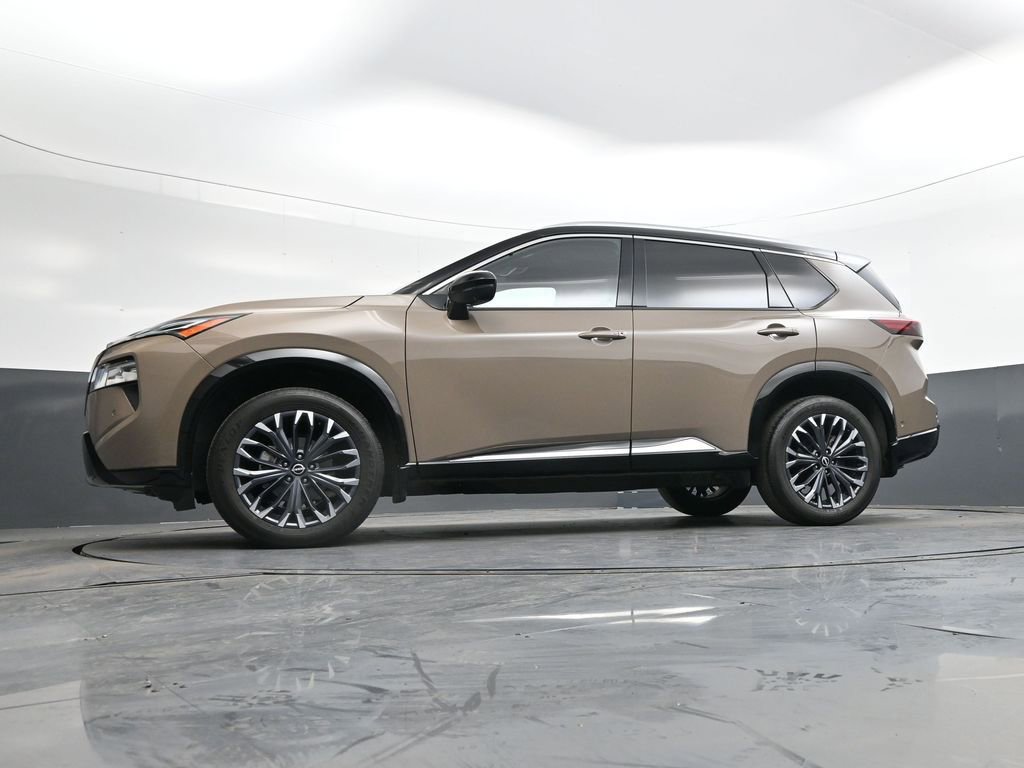 Used 2024 Nissan Rogue Platinum image 36