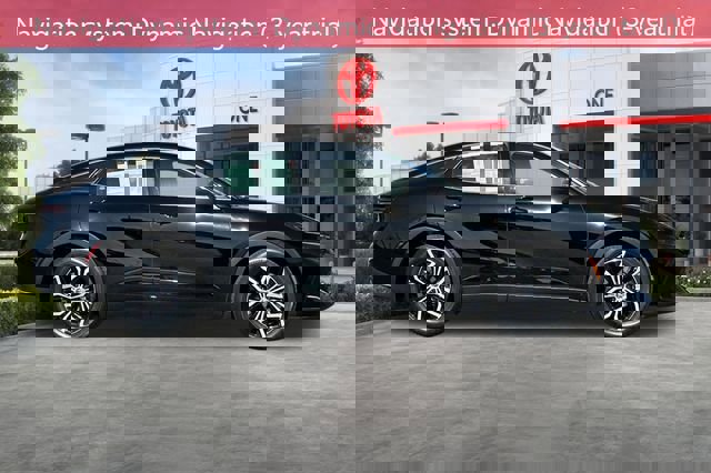 Used 2024 Toyota Crown Limited image 3