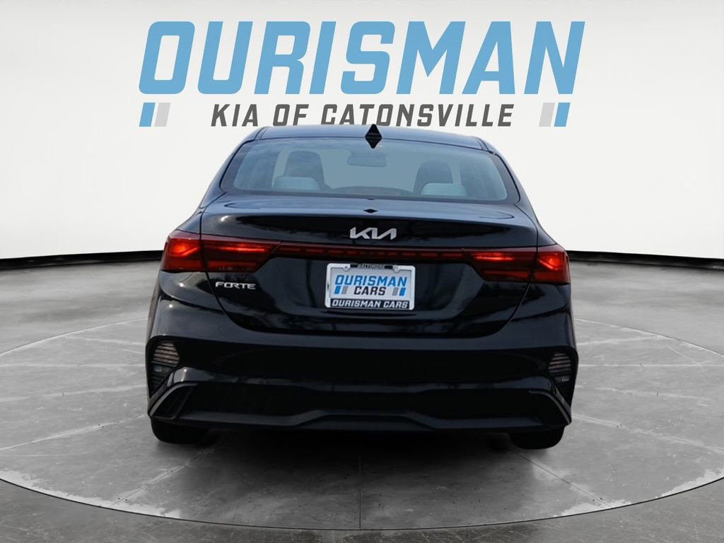 Used 2023 Kia Forte LXS image 5