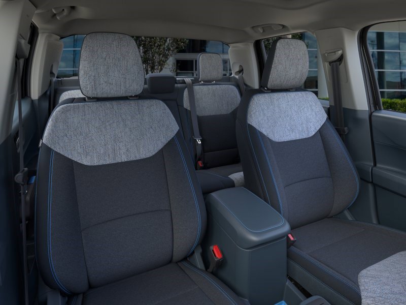 New 2026 Ford Maverick XLT w/ XLT Luxury Package FWD image 11