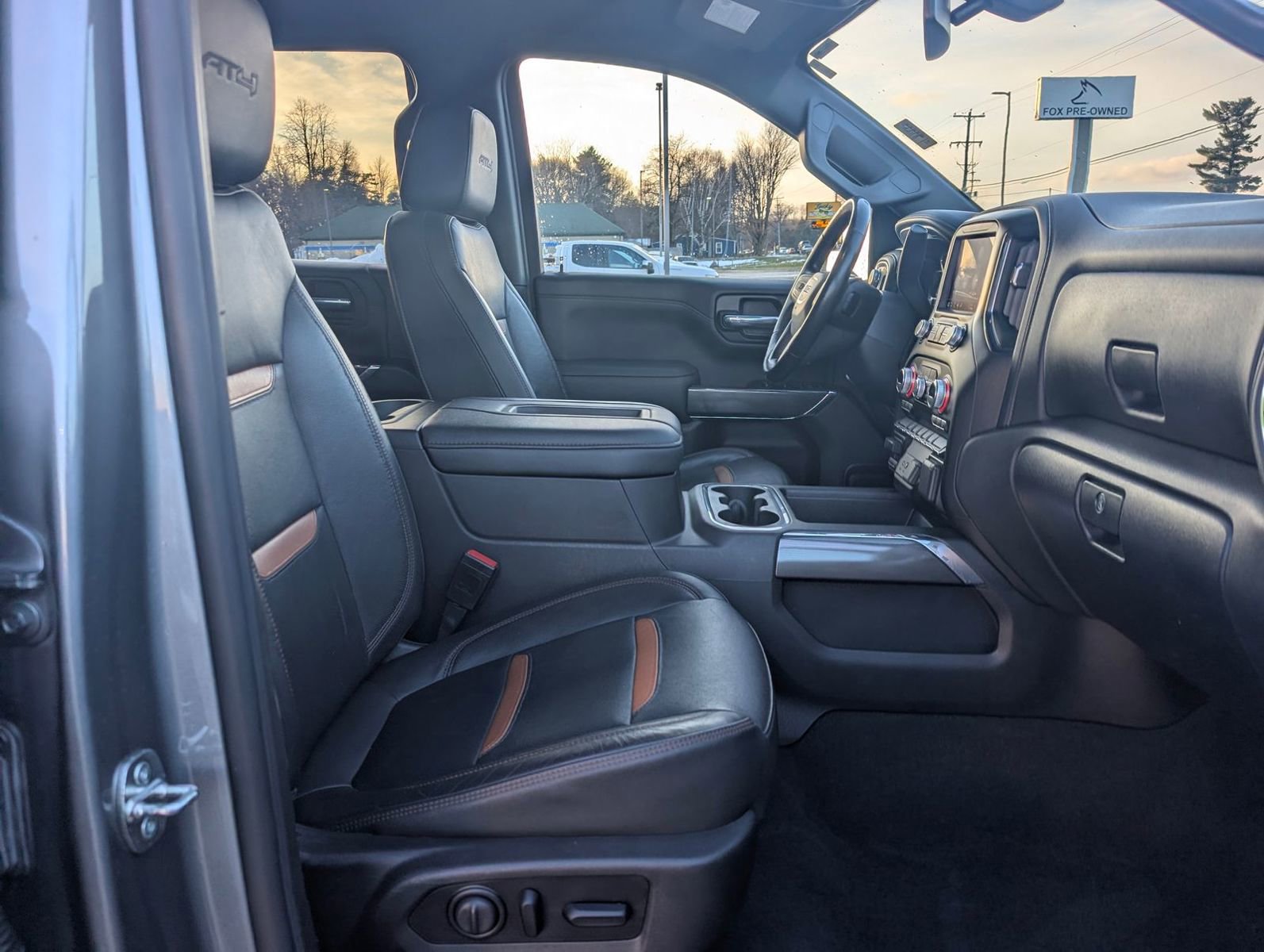 Used 2021 GMC Sierra 1500 AT4 image 34