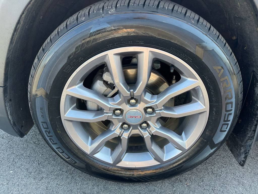 Used 2022 GMC Terrain SLT w/ Infotainment Package II image 34