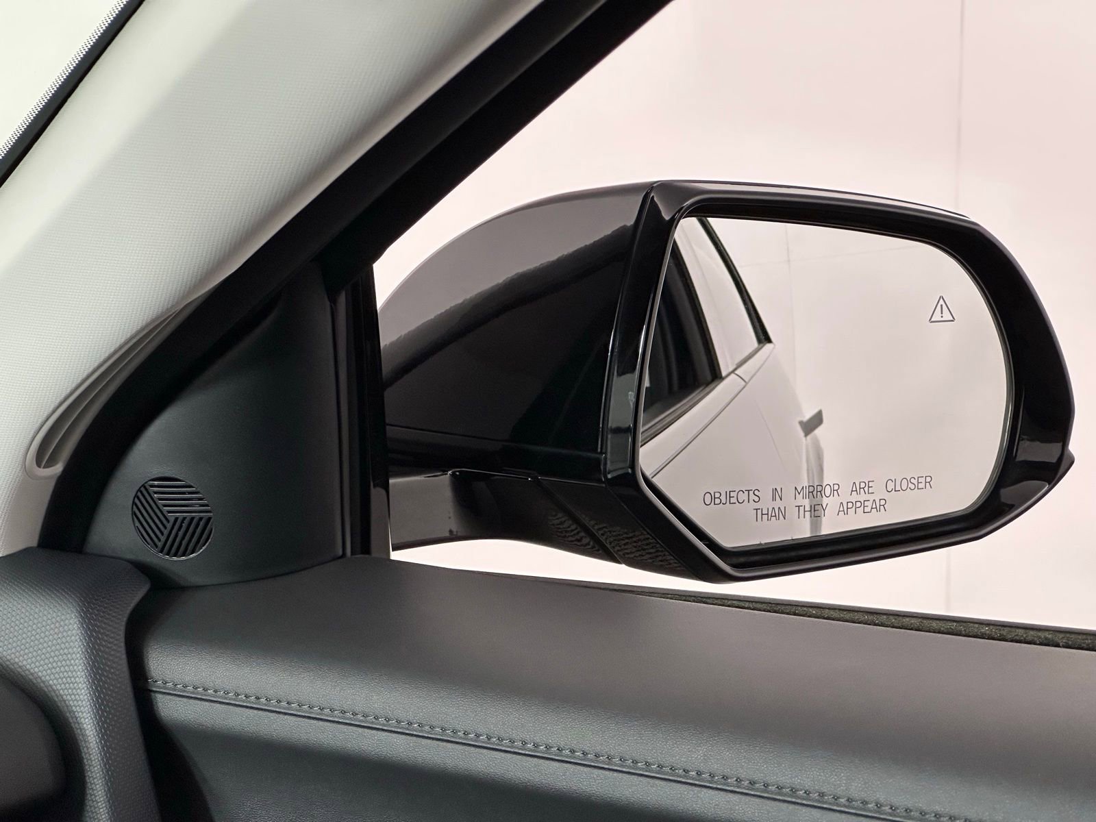 Used 2024 Hyundai Ioniq 5 Limited image 29