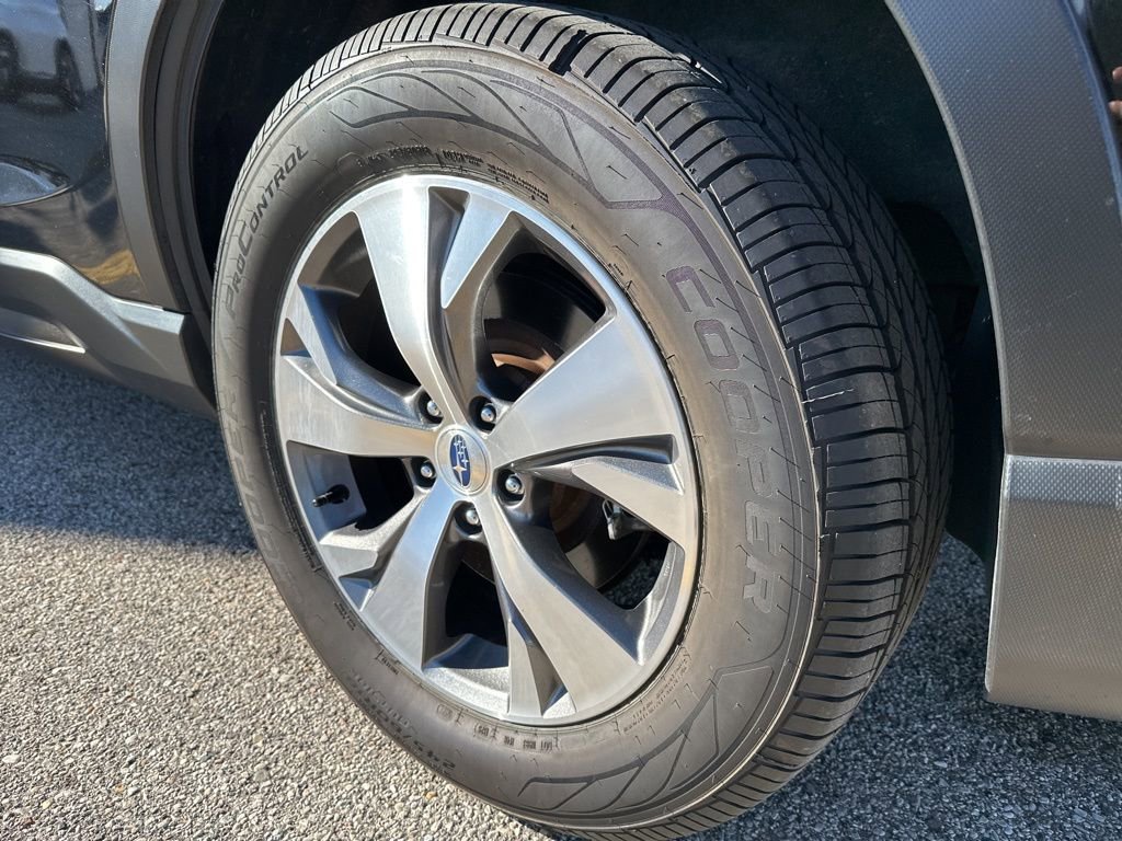 Used 2019 Subaru Ascent Premium w/ Popular Package #4 image 13