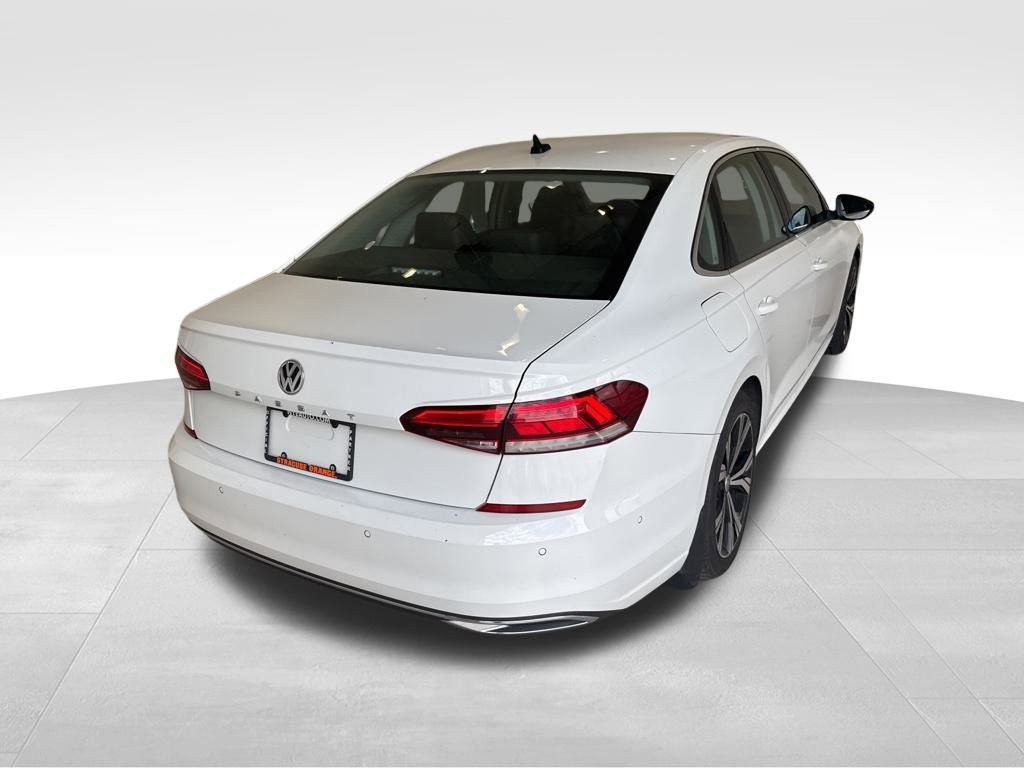 Used 2020 Volkswagen Passat 2.0T SEL image 6