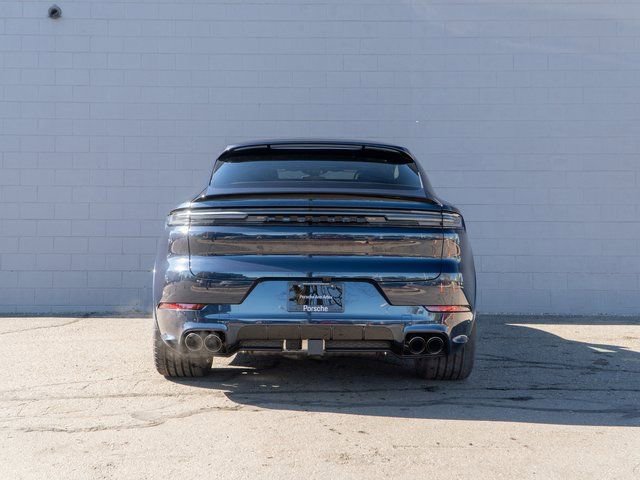 New 2026 Porsche Cayenne GTS image 6
