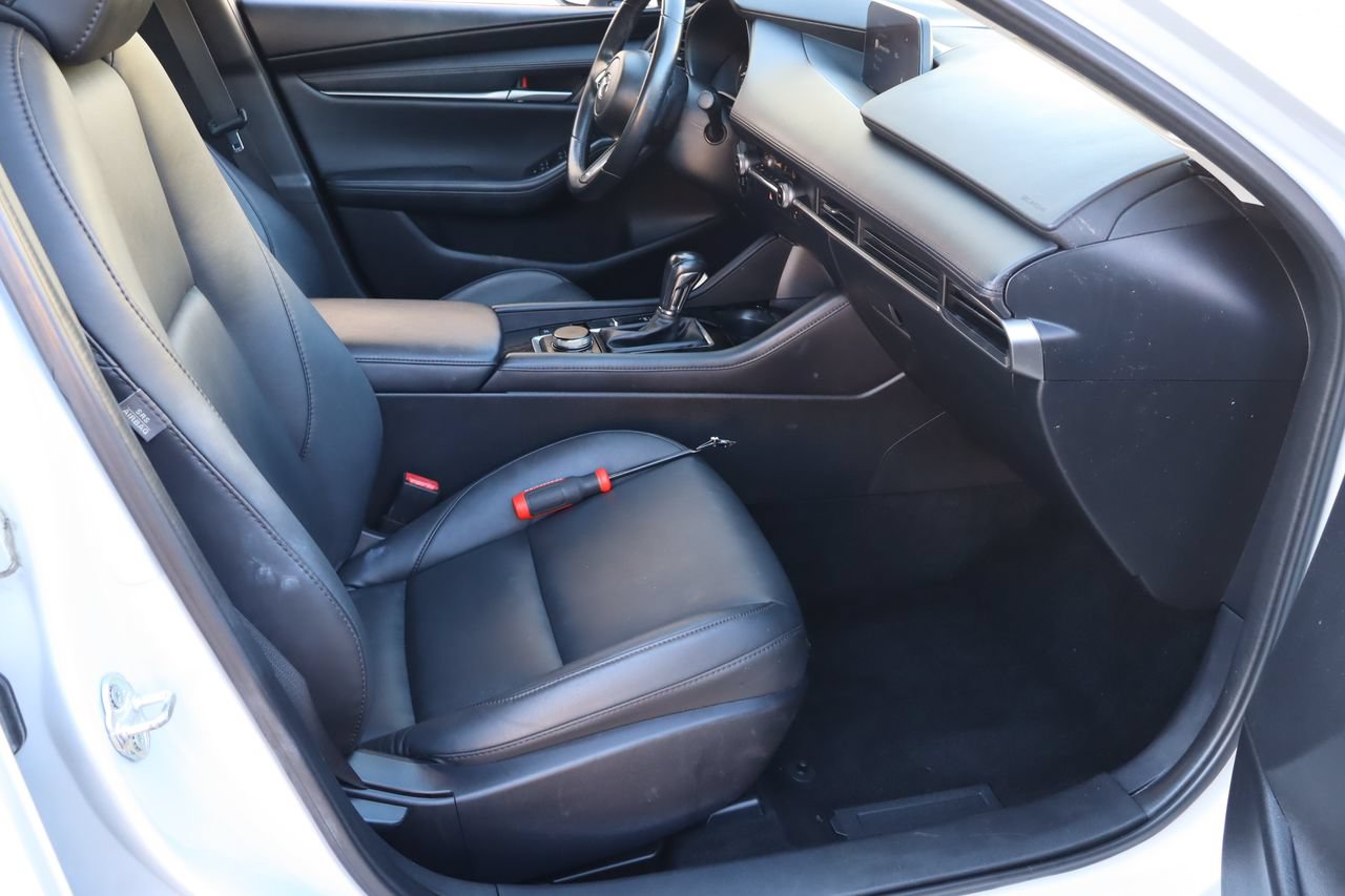 Used 2024 MAZDA MAZDA3 s FWD image 15