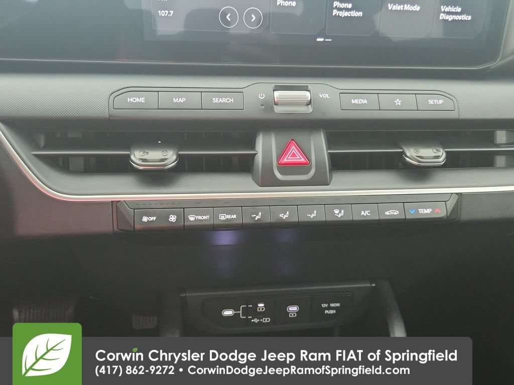 Used 2025 Kia K4 FWD image 25