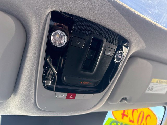 Certified 2024 Kia Niro FWD image 24