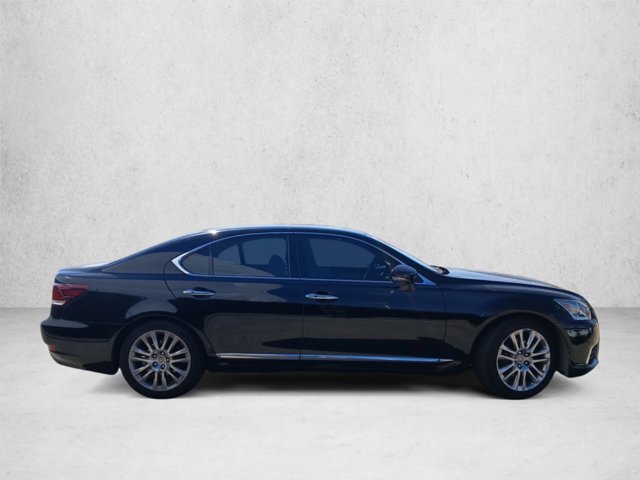 Used 2015 Lexus LS 460 w/ Comfort Package RWD image 4