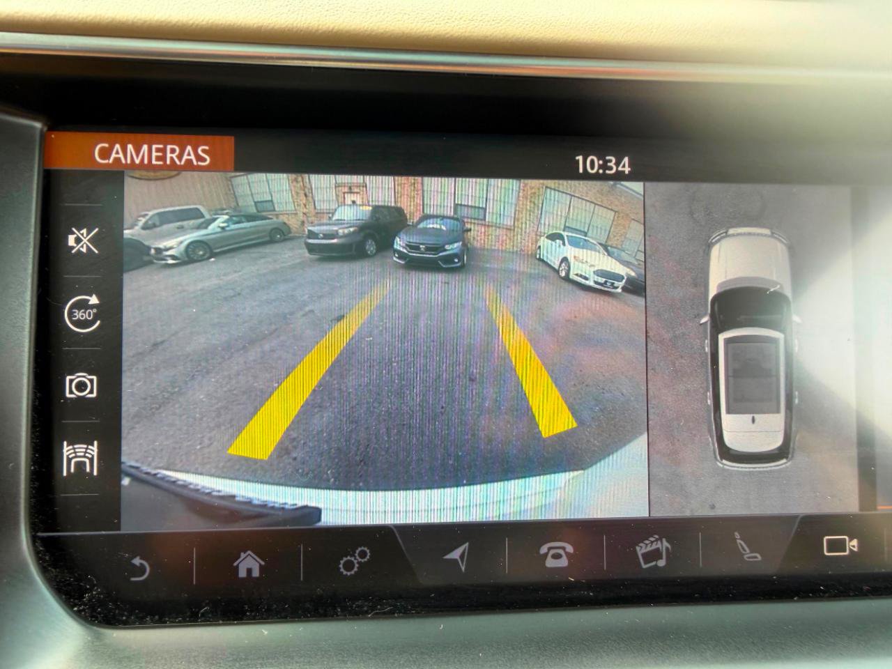 Used 2017 Land Rover Range Rover HSE AWD/4WD image 24