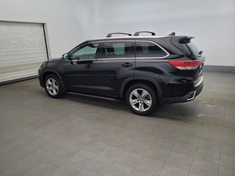 Used 2019 Toyota Highlander Limited w/ Protection Package #3 image 3