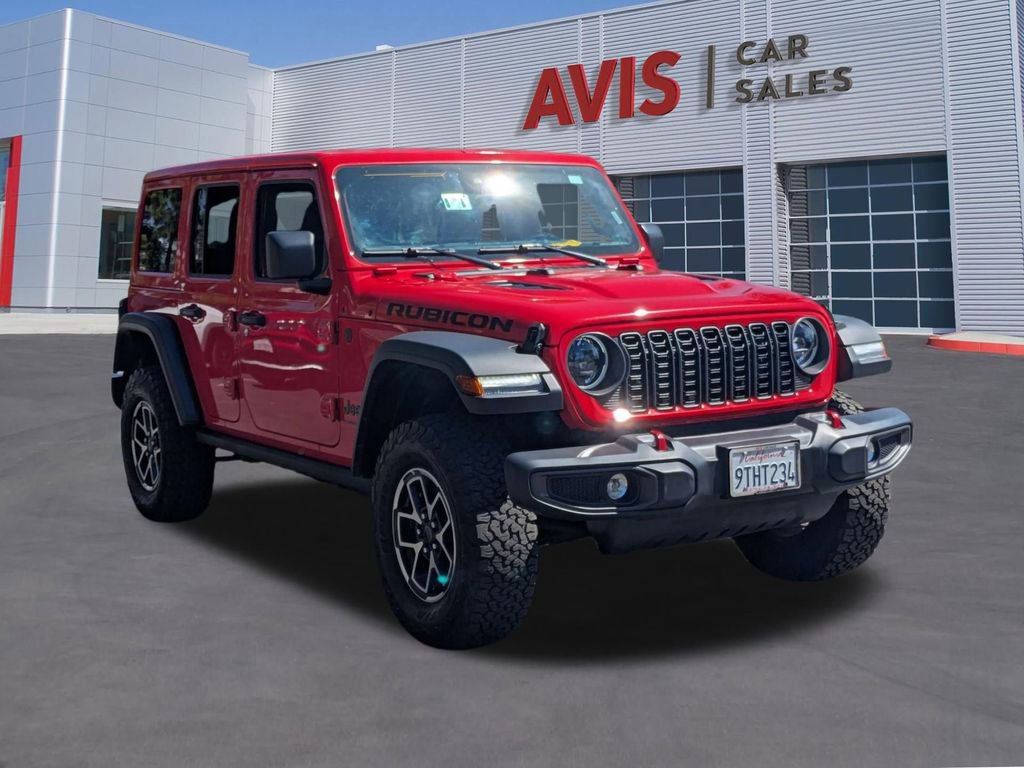 Used 2025 Jeep Wrangler Unlimited Rubicon image 3