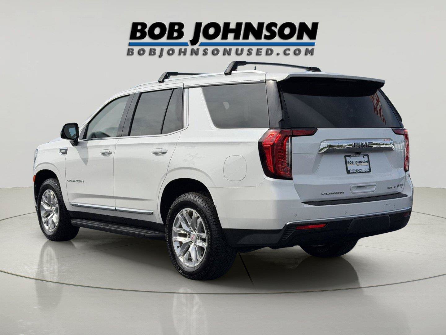 Used 2024 GMC Yukon SLT w/ SLT Luxury Package AWD/4WD image 6