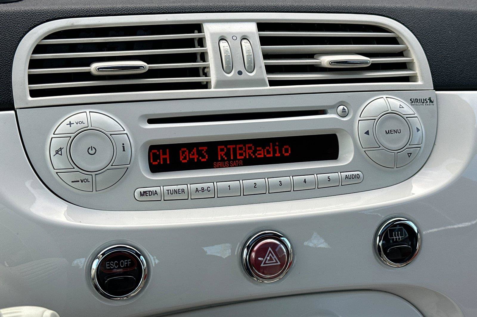 Used 2015 FIAT 500 e image 17