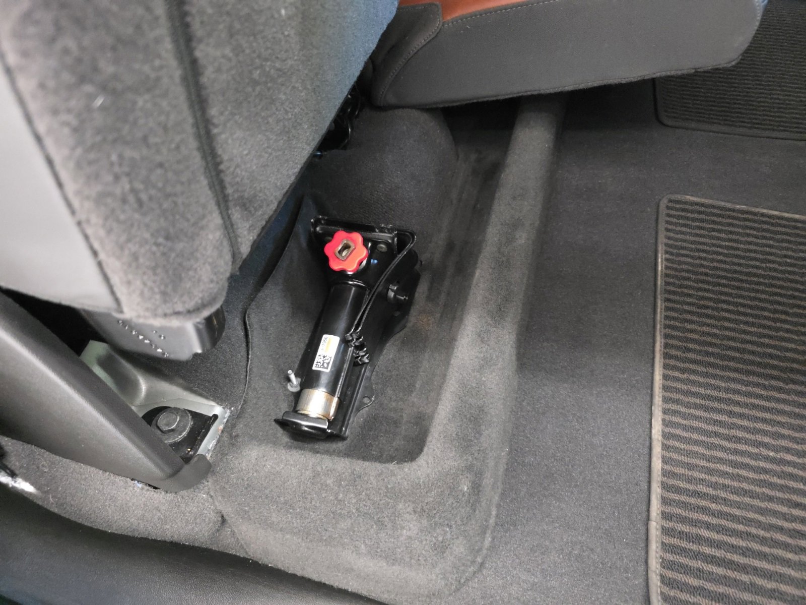 Used 2024 GMC Sierra 2500 Denali Ultimate w/ Max Trailering Package image 16