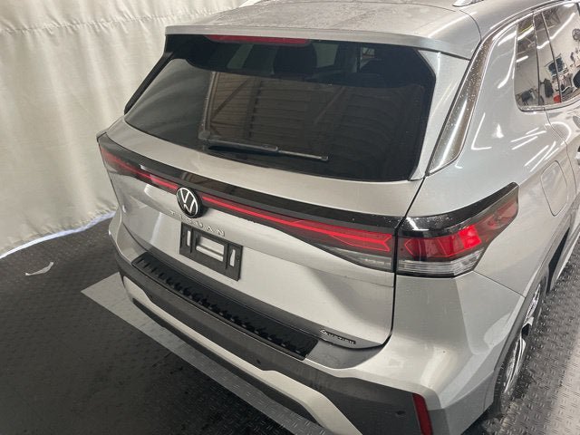 New 2026 Volkswagen Tiguan S AWD/4WD image 8