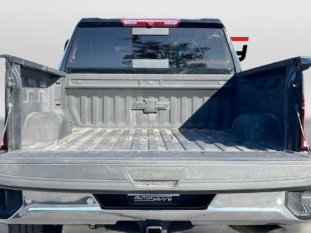Used 2025 Chevrolet Silverado 2500 LTZ w/ LTZ Plus Package AWD/4WD image 26