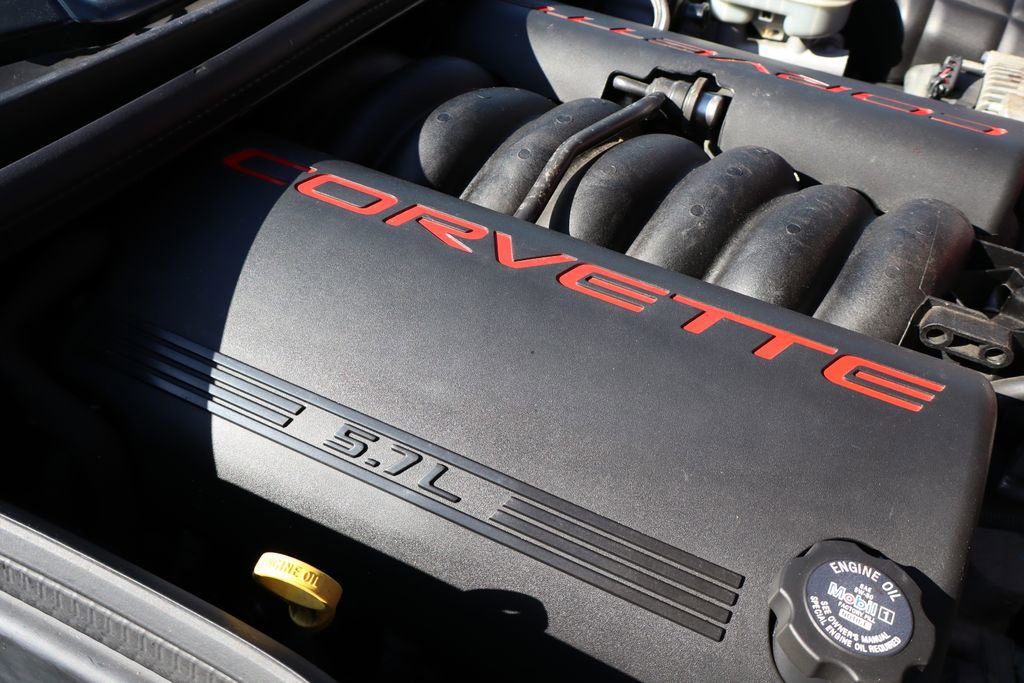 Used 2000 Chevrolet Corvette Convertible image 38