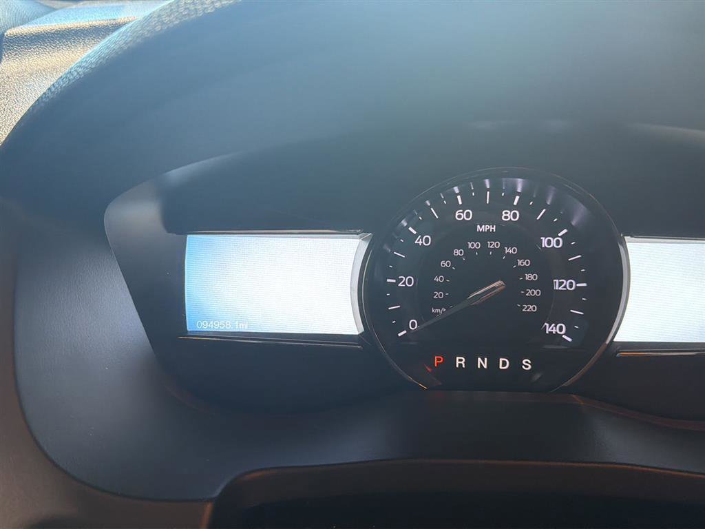 Used 2017 Ford Explorer Limited FWD image 9