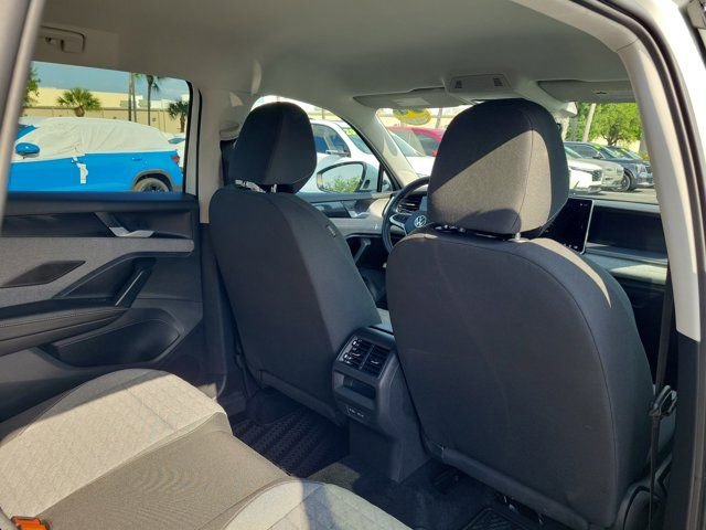 Used 2025 Volkswagen Tiguan S FWD image 10