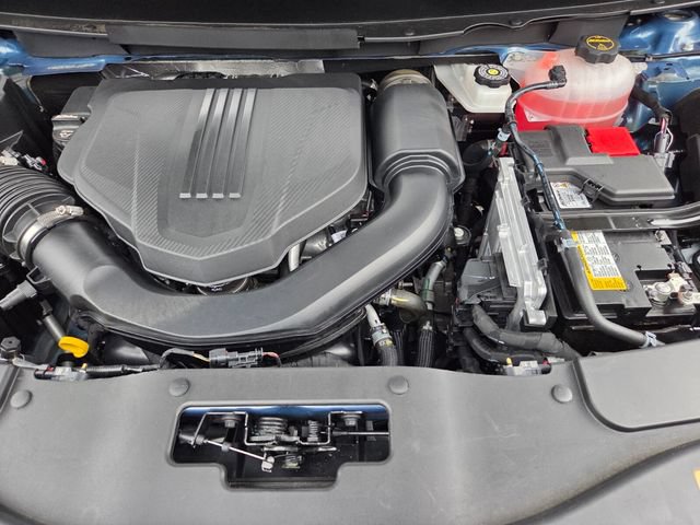 Used 2025 GMC Acadia Denali FWD image 27