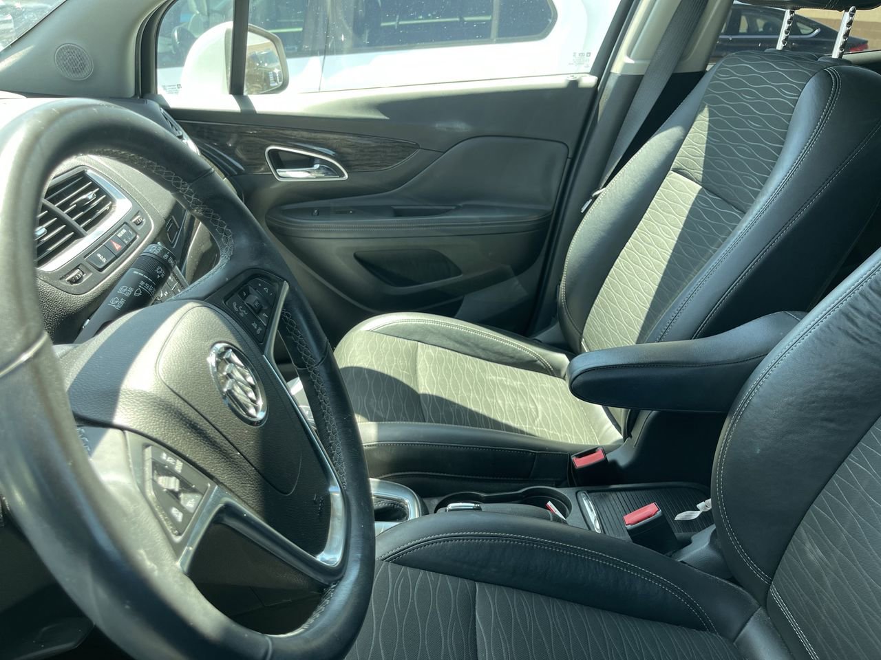 Used 2016 Buick Encore FWD image 9