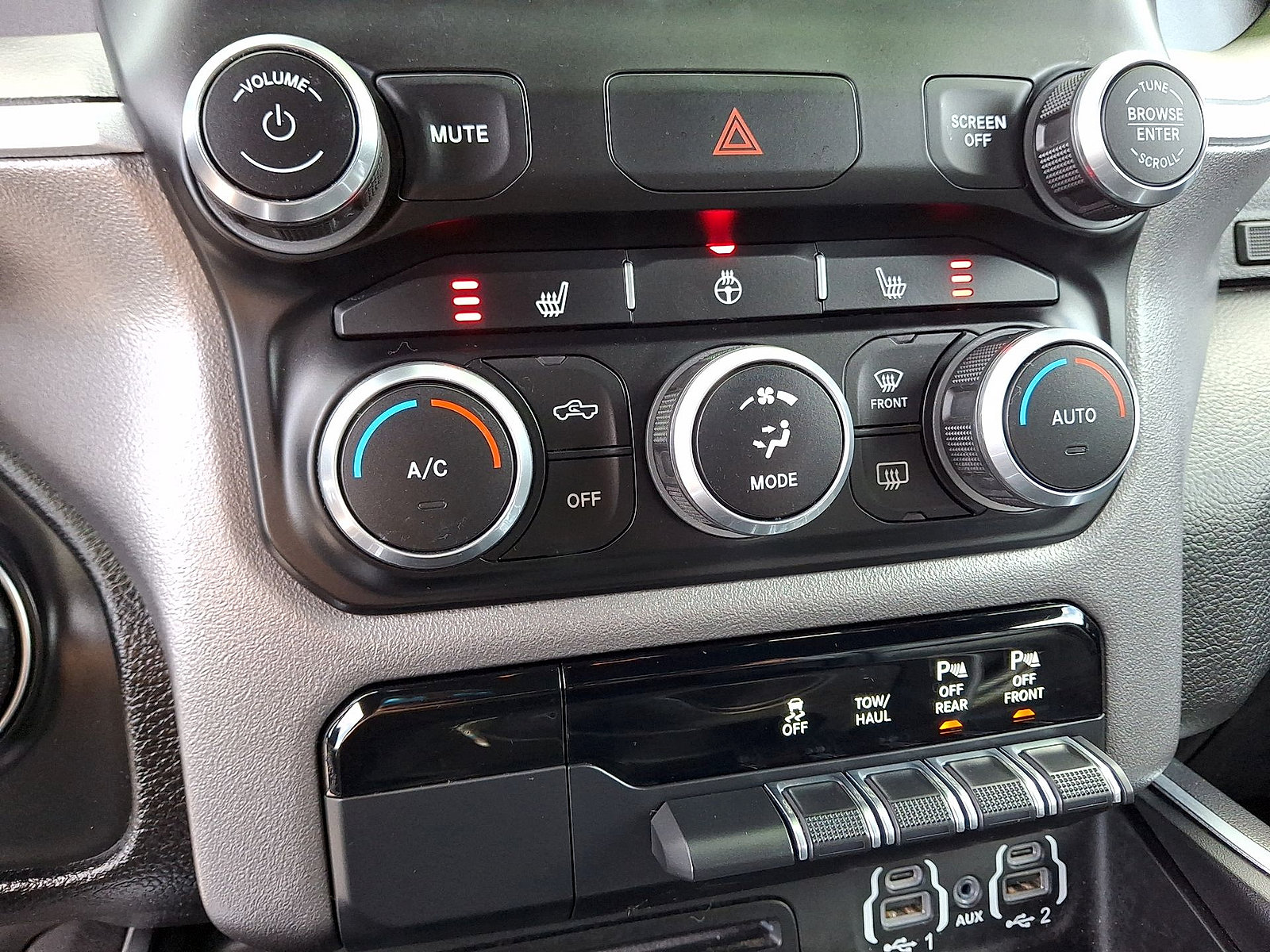 Used 2019 RAM 1500 Big Horn AWD/4WD image 19