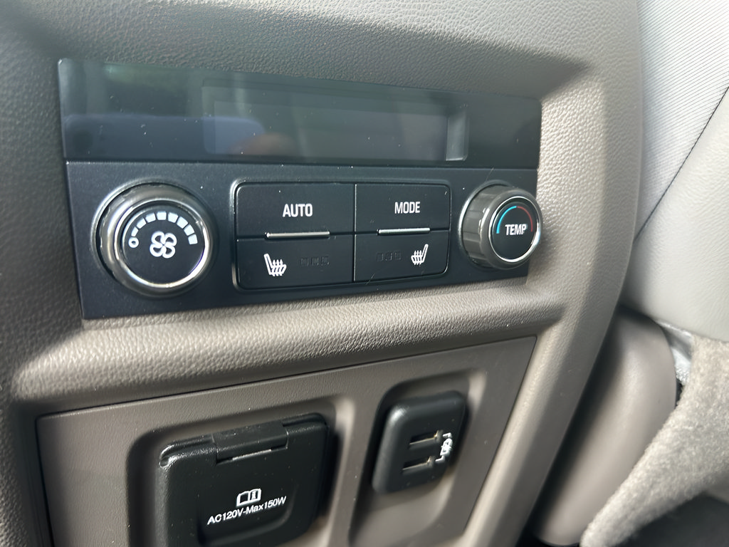 Used 2019 Chevrolet Traverse Premier AWD/4WD image 26