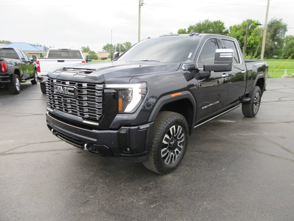 Certified 2026 GMC Sierra 2500 Denali Ultimate w/ Max Trailering Package AWD/4WD image 13