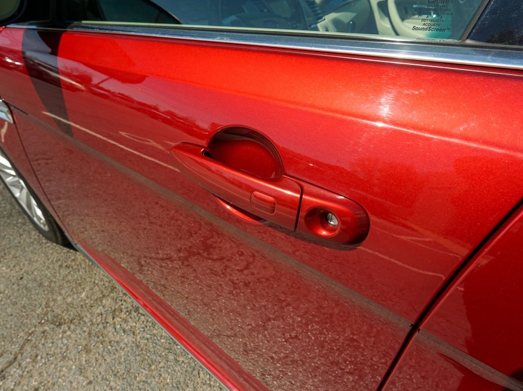 Used 2018 Ford Taurus Limited image 7