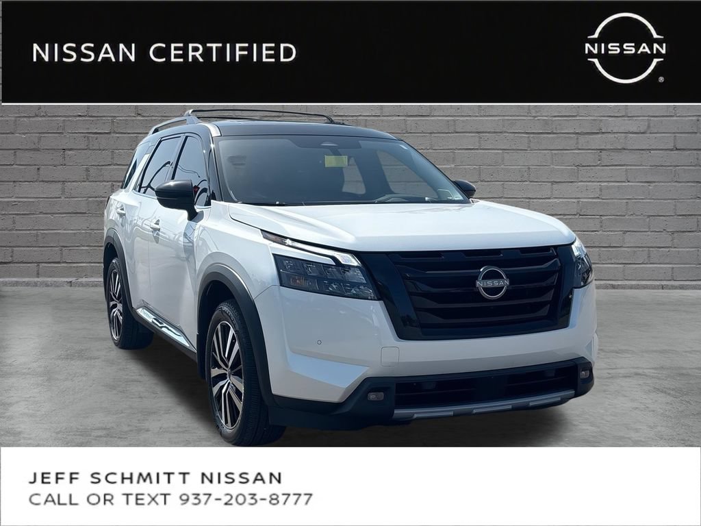 Certified 2025 Nissan Pathfinder Platinum w/ Black Appearance Package